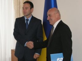 Meeting between GUAM Secretary General Chechelashvili and Head of Committee of Verkhovna Rada of Ukraine on foreign issues Kaluzhny