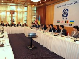 Генеральный секретарь Чечелашвили принял участие в работе Молодежного Форума ГУАМ